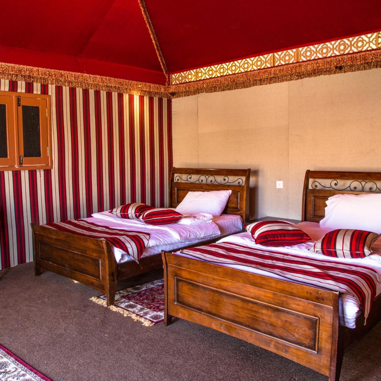 Готель Thousand Nights Camp Shahiq Екстер'єр фото